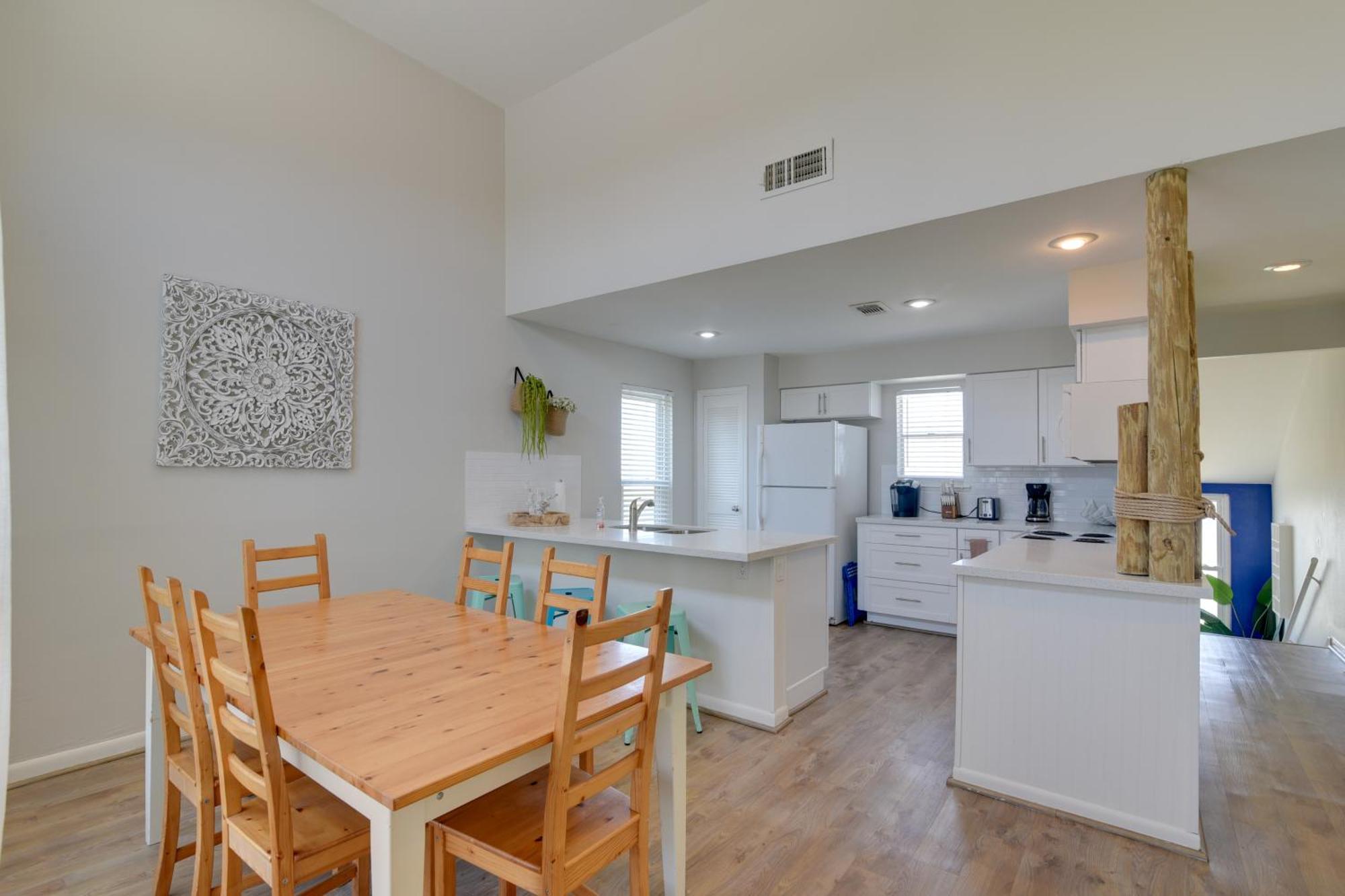 Galveston Townhome With Balconies Walk To Beach! Zewnętrze zdjęcie